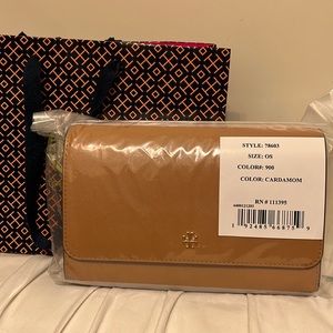 Tory Burch Emerson Crossbody-Combo NWT in color Cardamom